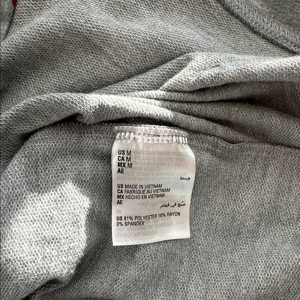 Style & Co. Gray Hoodie with Red Heart Pattern Size M. - Picture 15 of 16